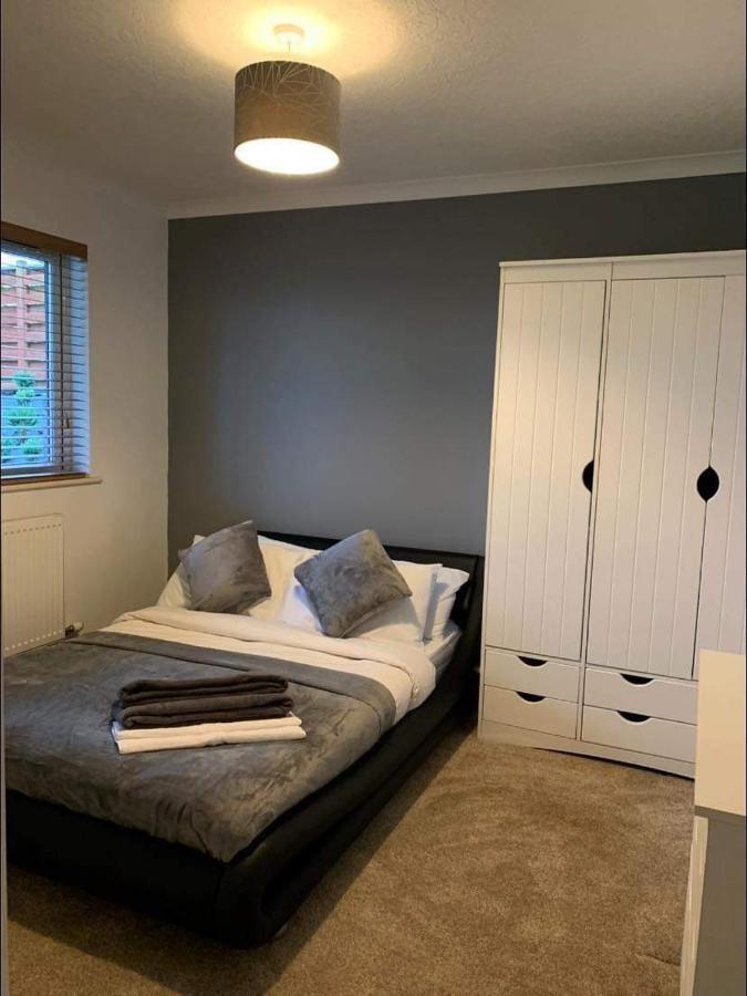 Tides Reach - 3 Bedroom Holiday Home - Llanreath - بيمبروك دوك المظهر الخارجي الصورة